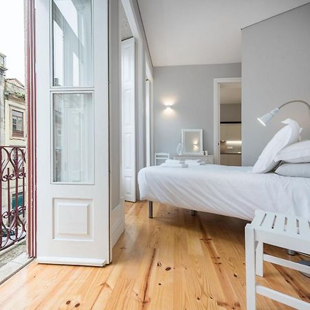 Lovelystay - Porto Windows With Ac By Central Station Exteriör bild